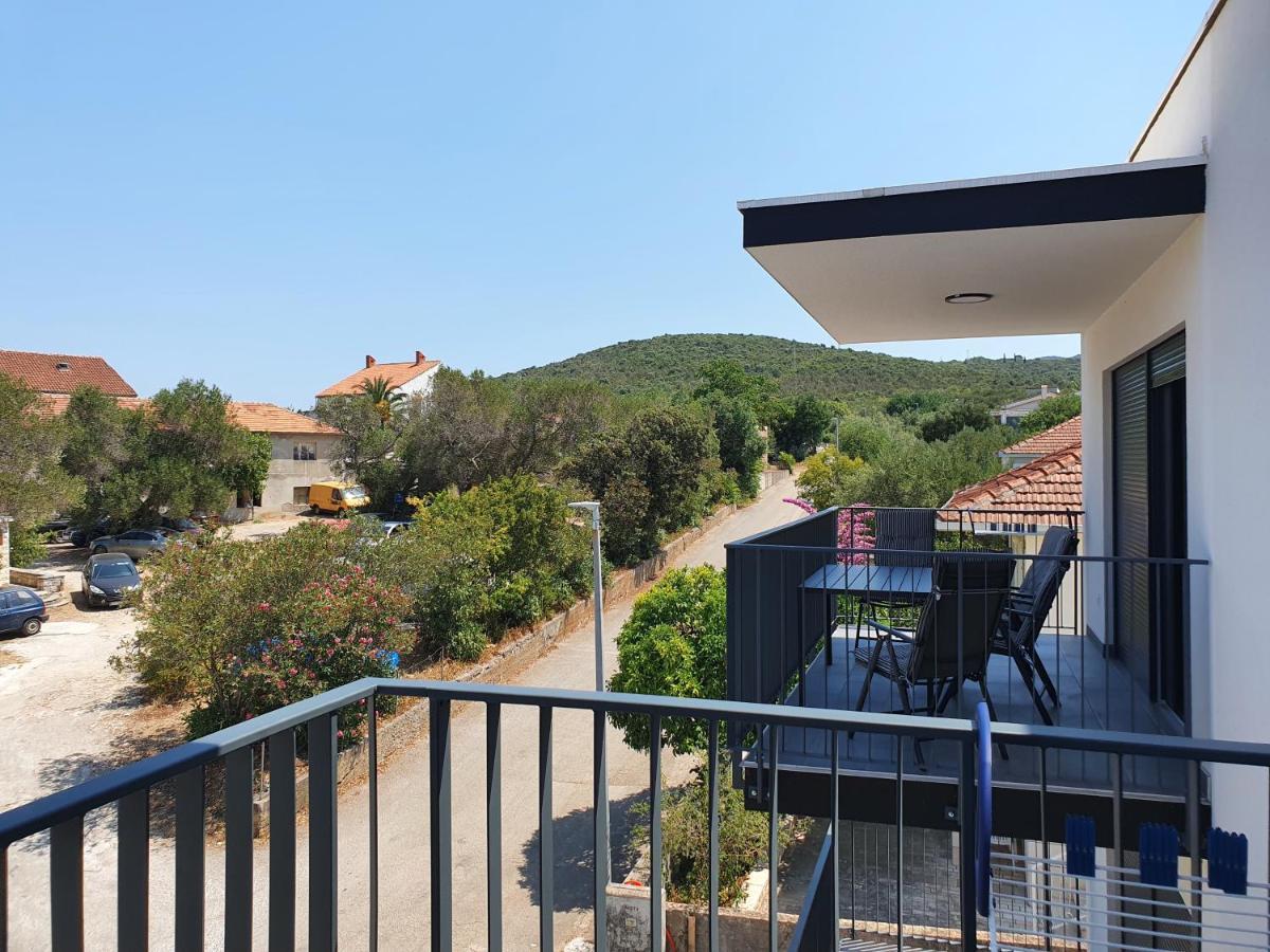Apartmani Nerium Lovište Esterno foto