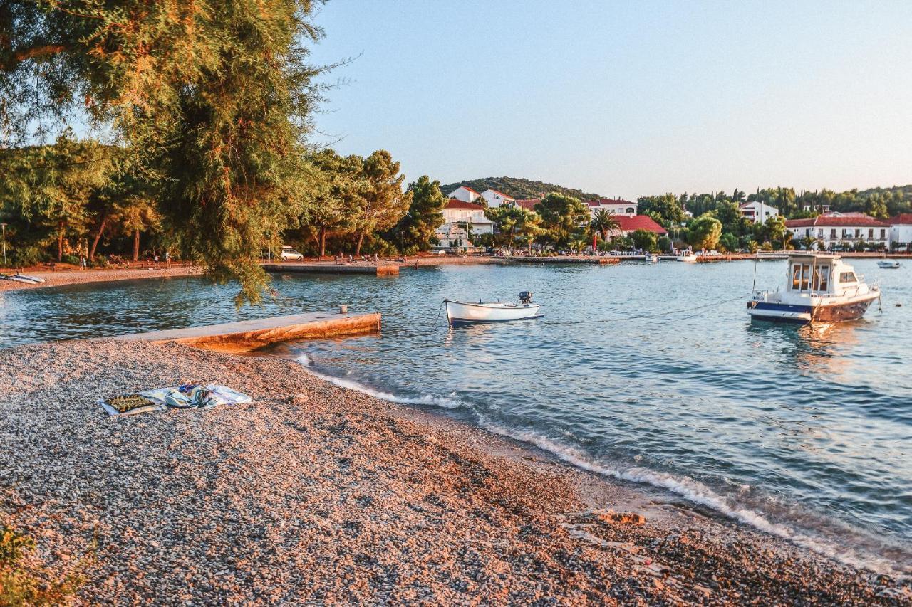 Apartmani Nerium Lovište Esterno foto