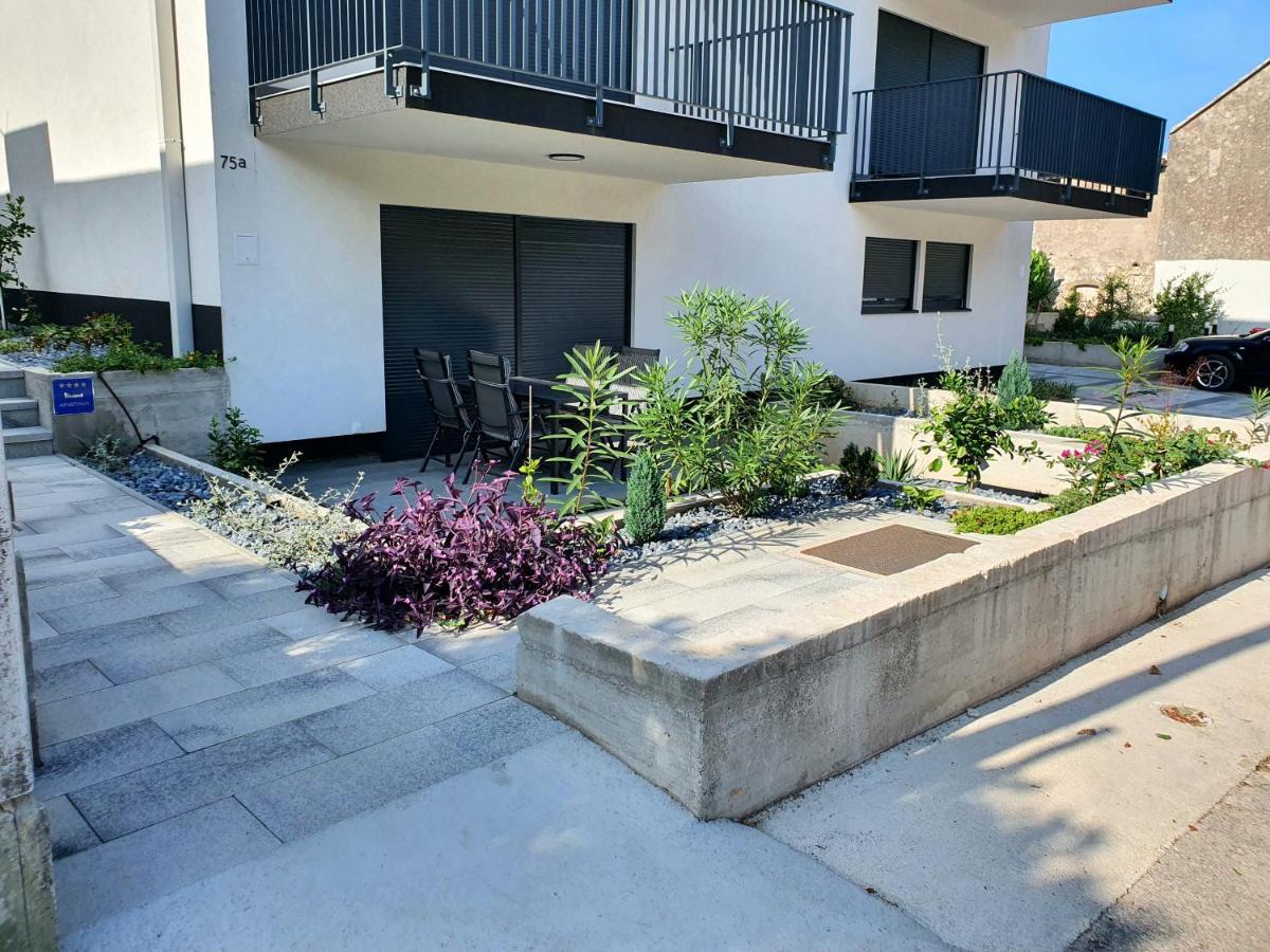 Apartmani Nerium Lovište Esterno foto