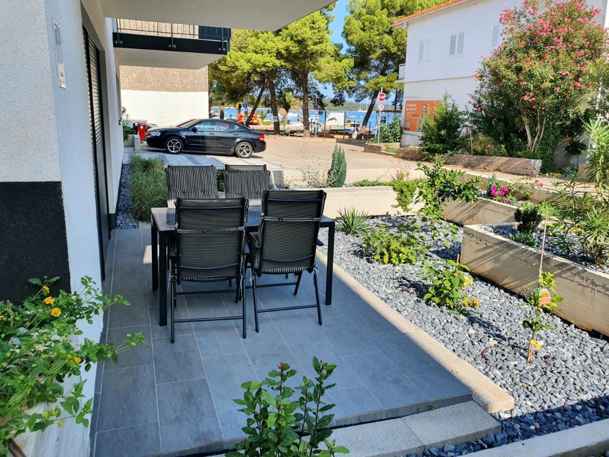 Apartmani Nerium Lovište Esterno foto