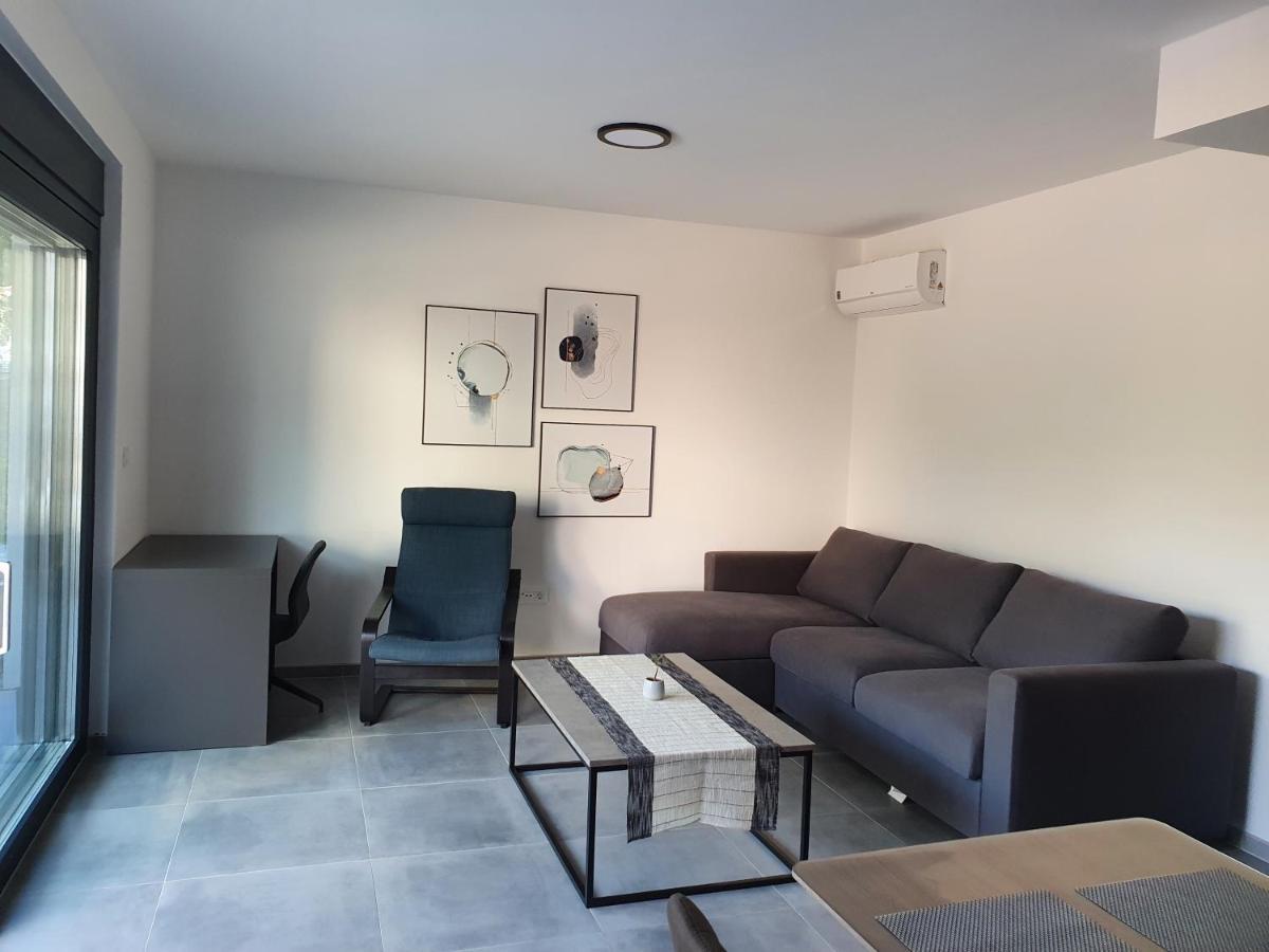 Apartmani Nerium Lovište Esterno foto
